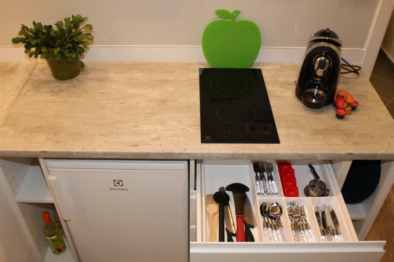 Budasmile Appartment At Buda Castle - Aircon & Free Parking Budapest Esterno foto