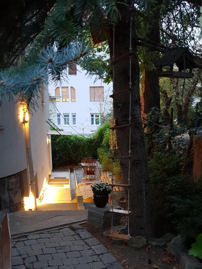 Budasmile Appartment At Buda Castle - Aircon & Free Parking Budapest Esterno foto